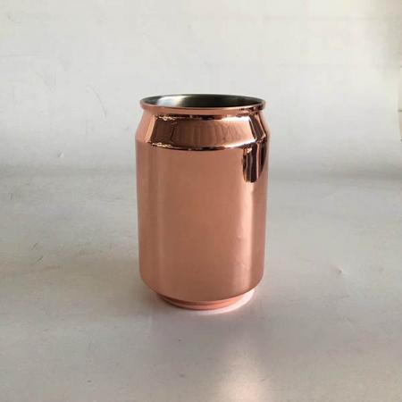 Stainless steel cans in the shape of a cup 