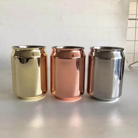 Stainless steel cans in the shape of a cup 